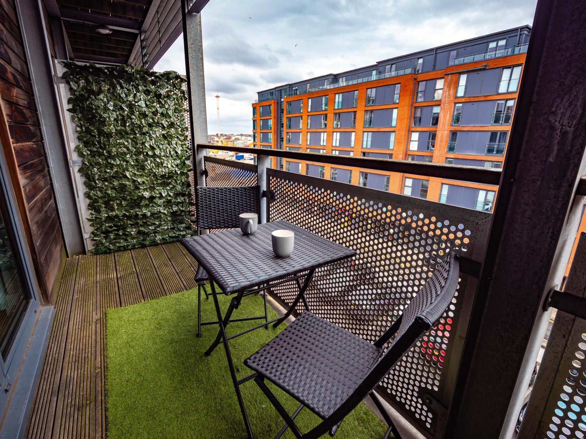 Amazing New Arcadian Centre - 1Bdr - Balcony & Parking Birmingham Exterior foto